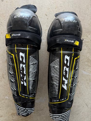 Senior CCM Tacks 9040 16" Shin Pads (Used)