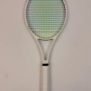 Nordicdots Model 100 White Gloss Tennis Racket, 4 3/8 Excellent 9.5/10