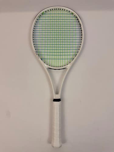 Nordicdots Model 100 White Gloss Tennis Racket, 4 3/8 Excellent 9.5/10