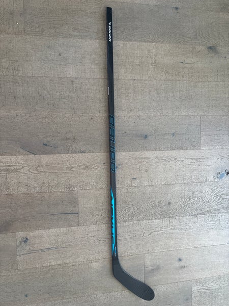 Intermediate Bauer Nexus E5 Pro Left Hand Hockey Stick P28 (New)