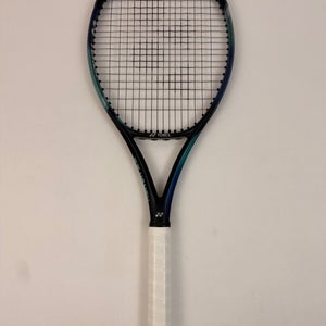 Yonex Ezone 98 Tour 2022, 4 1/4 Excellent 9/10