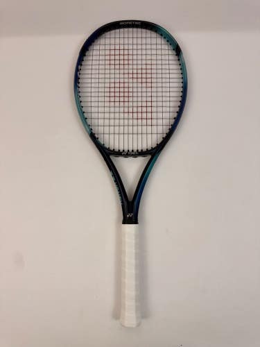 Yonex Ezone 98 Tour 2022, 4 1/4 Very Good Condition