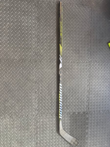 Intermediate Warrior Alpha LX2 PRO Left Hand Hockey Stick W28 (New)