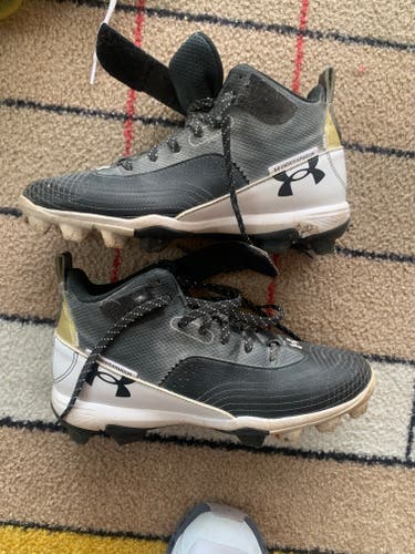 Black Men's Size M 7.0 (W 8.0) Adult Under Armour High Top (Used)