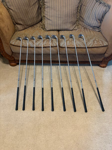 Men's 1996 Ping Eye Right Handed Iron Set Stiff Flex 9 Pieces Steel Shaft (Used)