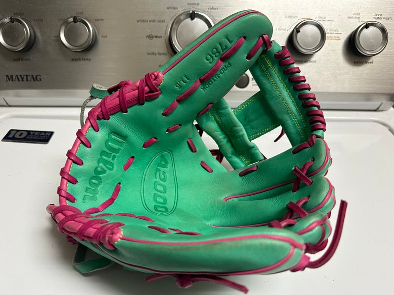 Wilson A2000 11.5