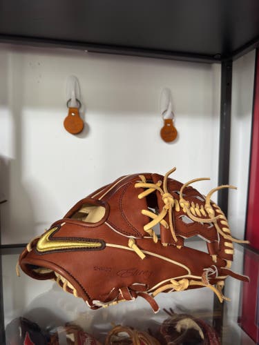 Nike SHADO Elite J Series Baseball Glove 11.75 brown limited edition 1 of 150