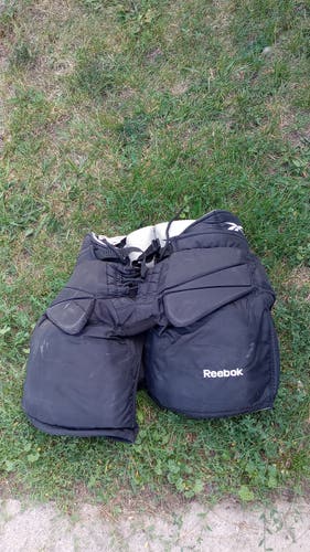 Intermediate Medium Reebok Hockey Goalie Pants (Used)
