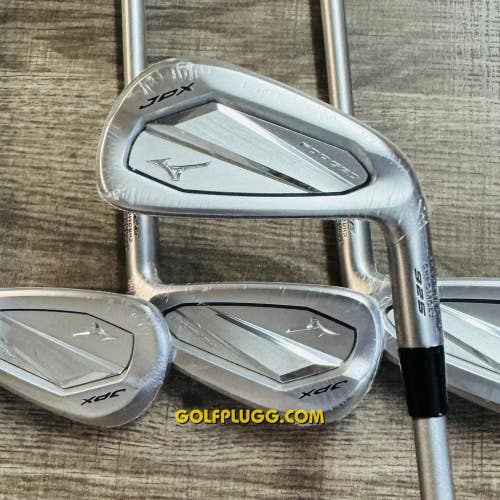 New- Mizuno JPX 925 Forged Iron Set 4-PW / KBS C Taper Lite Steel, Stiff (425)