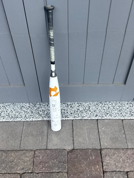 DeMarini CF Composite USSSA Certified Bat (-8) 22 oz 30" (Used)