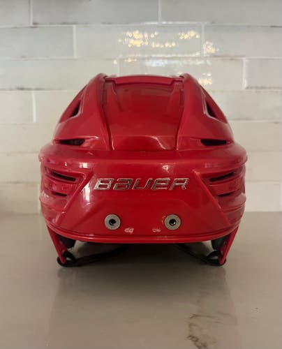 Large Red Bauer Re-Akt 150 Helmet (Used)