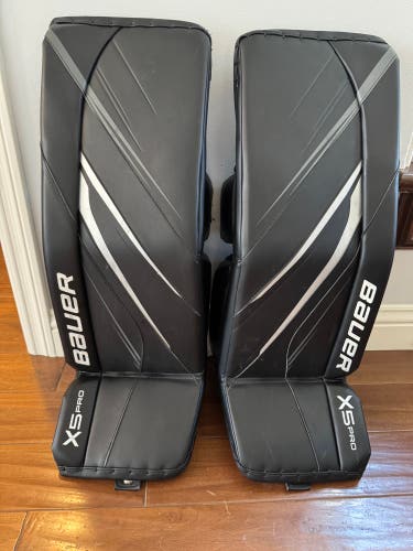 32"  Bauer Vapor X5 Pro Goalie Leg Pads (Used)
