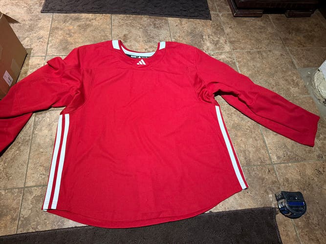 Adidas sz 56 pro practice jersey w matching socks