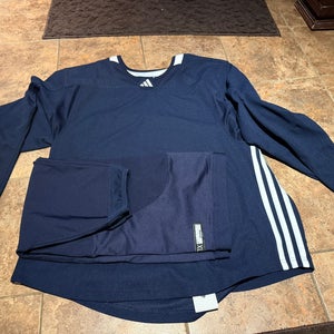 Adidas sz 56 pro practice jersey w matching socks