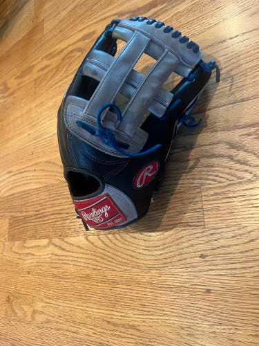 Rawlings RH Outfield Heart of the Hide Baseball Glove 12.75" (Used)