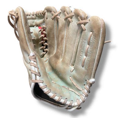 Marucci (Used) Gray Right Hand Throw 12.5" Baseball Glove
