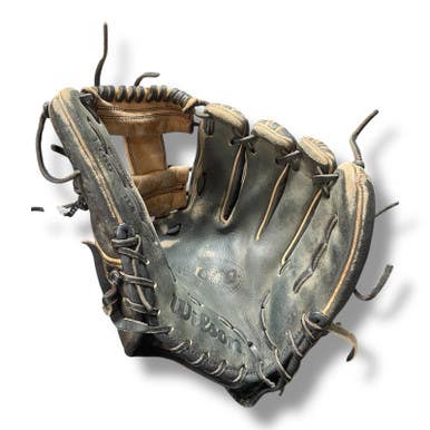 Used Wilson A2000 PRO STOCK 1786 BB/SB Glove RH Throw Black 11 1/2" 11375-S000363864