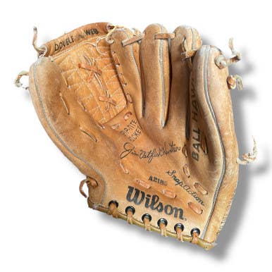 Wilson (Used) Right Hand Throw 11" Baseball Glove