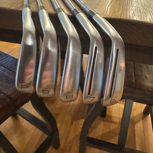 Taylormade P790 Irons