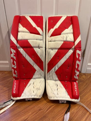 32" CCM Extreme Flex 5.5 Goalie Leg Pads (Used)