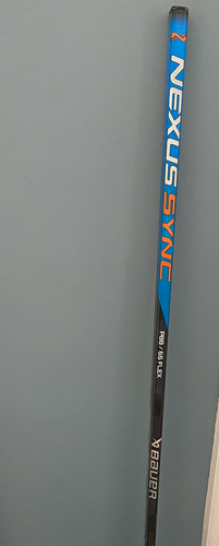 Intermediate Bauer Nexus Sync Left Hand Hockey Stick P88 (New)