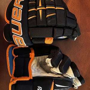 Bauer 4 Roll Pro Gloves 14" (Slightly Used)