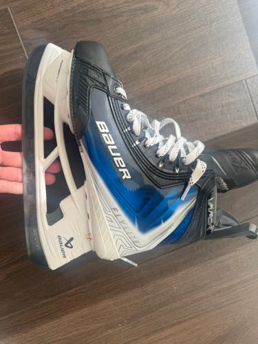 2025 Bauer Hockey Skates Pro Stock 9 (New)