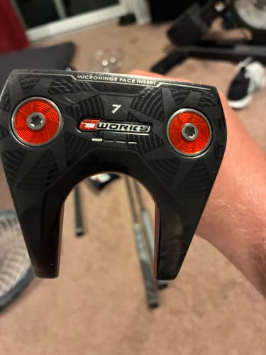 Red Odyssey Mallet Right Handed Putter 35" (Used)