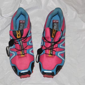 NEW women's Trekking Walking Hiking Shoes size US 8 Salomon speedcross 3 never use store wear