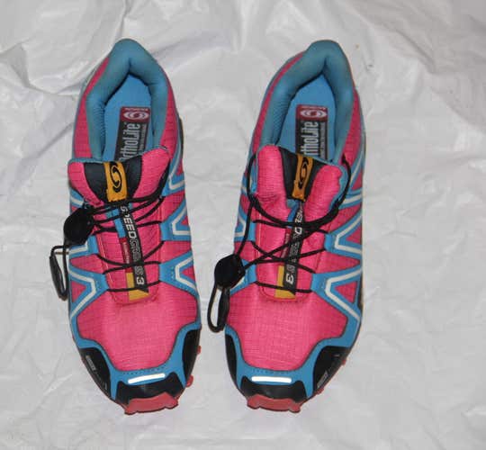 NEW women's Trekking Walking Hiking Shoes size US 8 Salomon speedcross 3 never use store wear