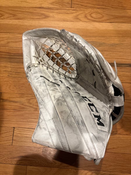 2021 CCM Extreme Flex E5.5 Regular  (Used)