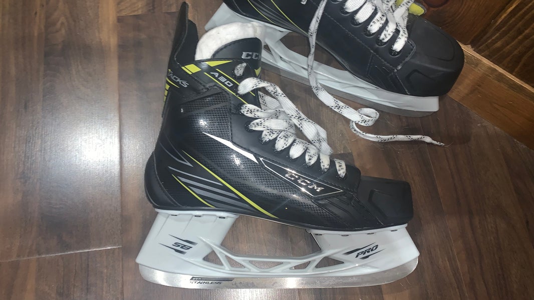 CCM Tacks A30 Skates - Size 9D