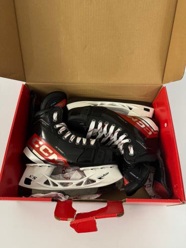 New Intermediate CCM JetSpeed FT6 Pro Hockey Skates