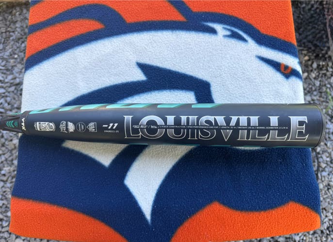 2025 Louisville Slugger Kryo Composite Bat (-11) 20 oz 31" (Used)