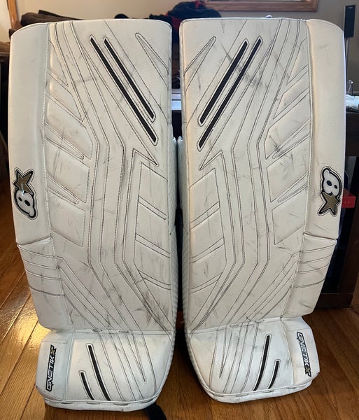 27" +1 Brian's G-Netik X5 Goalie Leg Pads (Used)