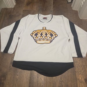 White Youth XL Unisex LA Kings / Jr Kings Jersey (Used)