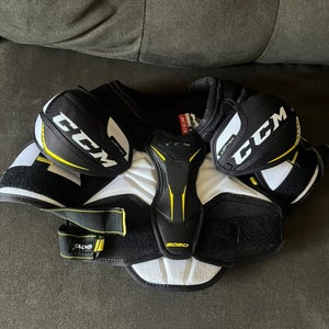 Junior CCM Shoulder Pads, Elbow Pads, and Breezers