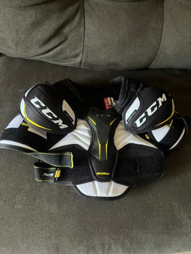 Junior CCM Shoulder Pads, Elbow Pads, and Breezers