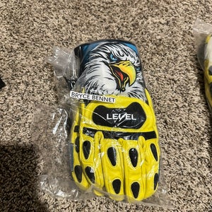 L Men's Level SQ CF Gloves for Ski Racing (Unopened/New)