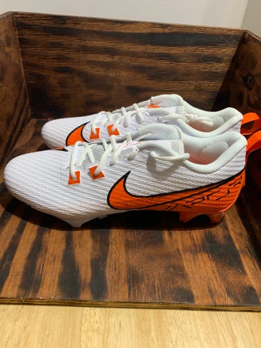 Nike Vapor Edge Speed 360 2 White Brilliant Orange FQ4045-100 Cleats Size 12