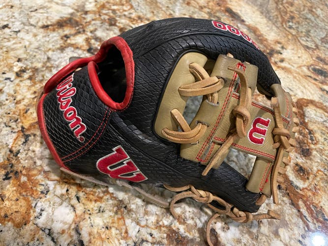 Black Wilson A2000 PF88 Right Hand Throw Infield Baseball Glove 11.25" (Used)