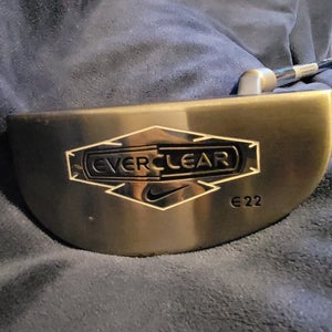 Gray Unisex Nike Mallet Nike Everclear E22 Right Handed Putter 34" (Used)