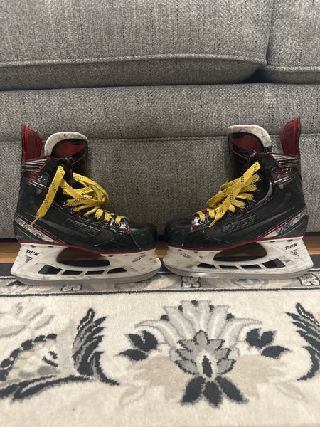 2019 Bauer Hockey Skates   Size 5 (Used)