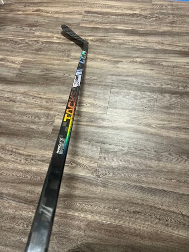 * Used CCM XF Pro Stick Sr Left 80 Flex P28 Curve *