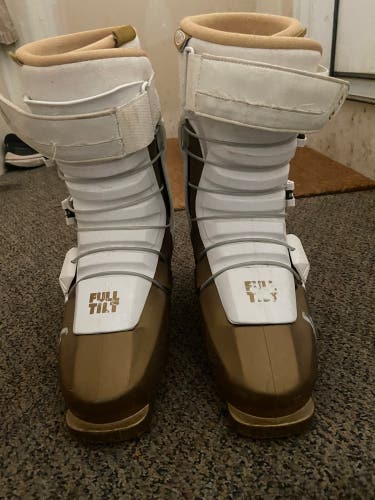 Unisex Full Tilt Soul Sister Ski Boots (Used)