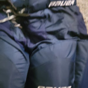 Senior Small Bauer Nexus 800 Hockey Pants (Used)