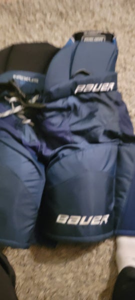 Senior Small Bauer Nexus 800 Hockey Pants (Used)