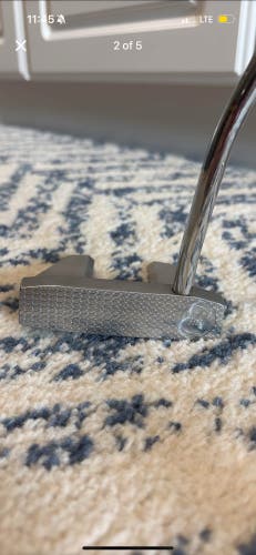 Mallet Right Handed Putter 35" (New)