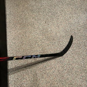 Senior CCM JetSpeed FT7 Right Handed Hockey Stick P29  (New)