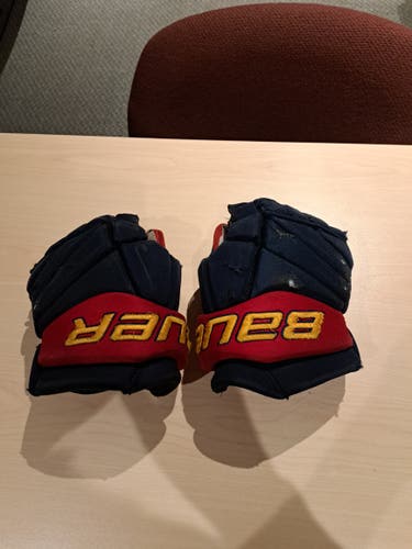 Bauer Vapor Pro Team Gloves 13" (Used)